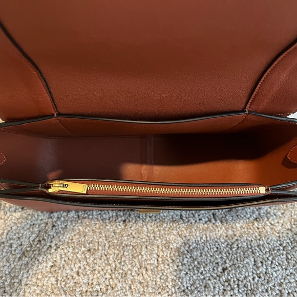 CELINE Shiny Smooth Calfskin Medium Frame Shoulder Bag - Picture 5 of 5